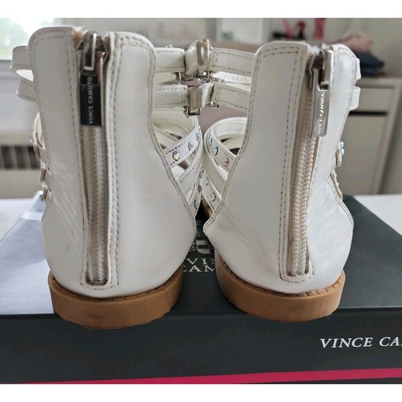 VINCE CAMUTO Girl's Sz 3 Gladiator Sandals Shoes, White studded Party Dressy - Picture 4 of 11